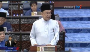 上半年GDP增​​长4.4%